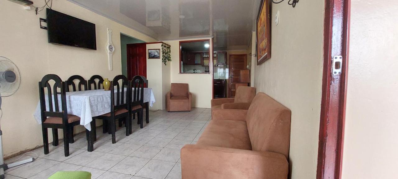 Hostel Casa Marina Puerto Limon Exterior photo